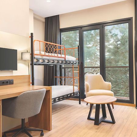 Tryp By Wyndham Istanbul Atasehir Hotell Exteriör bild