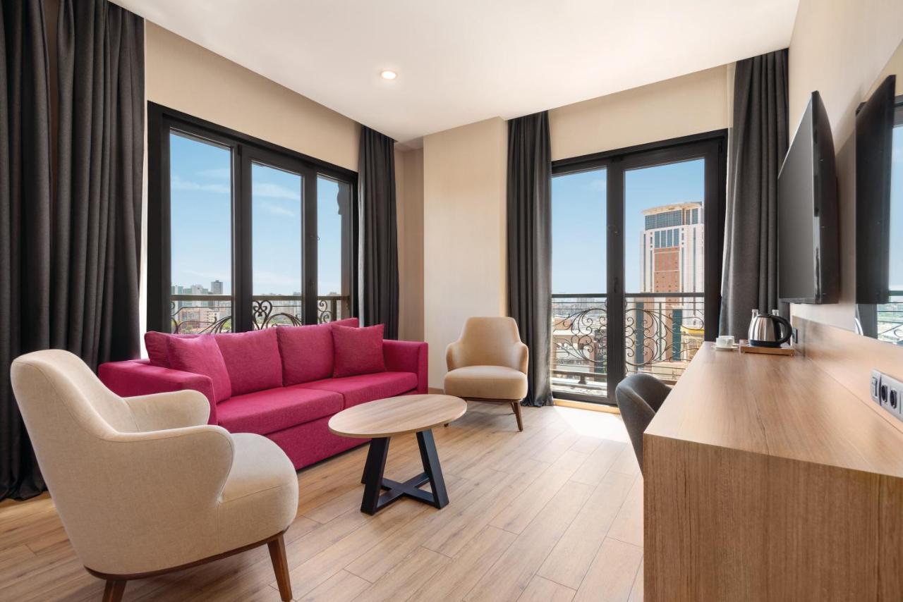 Tryp By Wyndham Istanbul Atasehir Hotell Exteriör bild