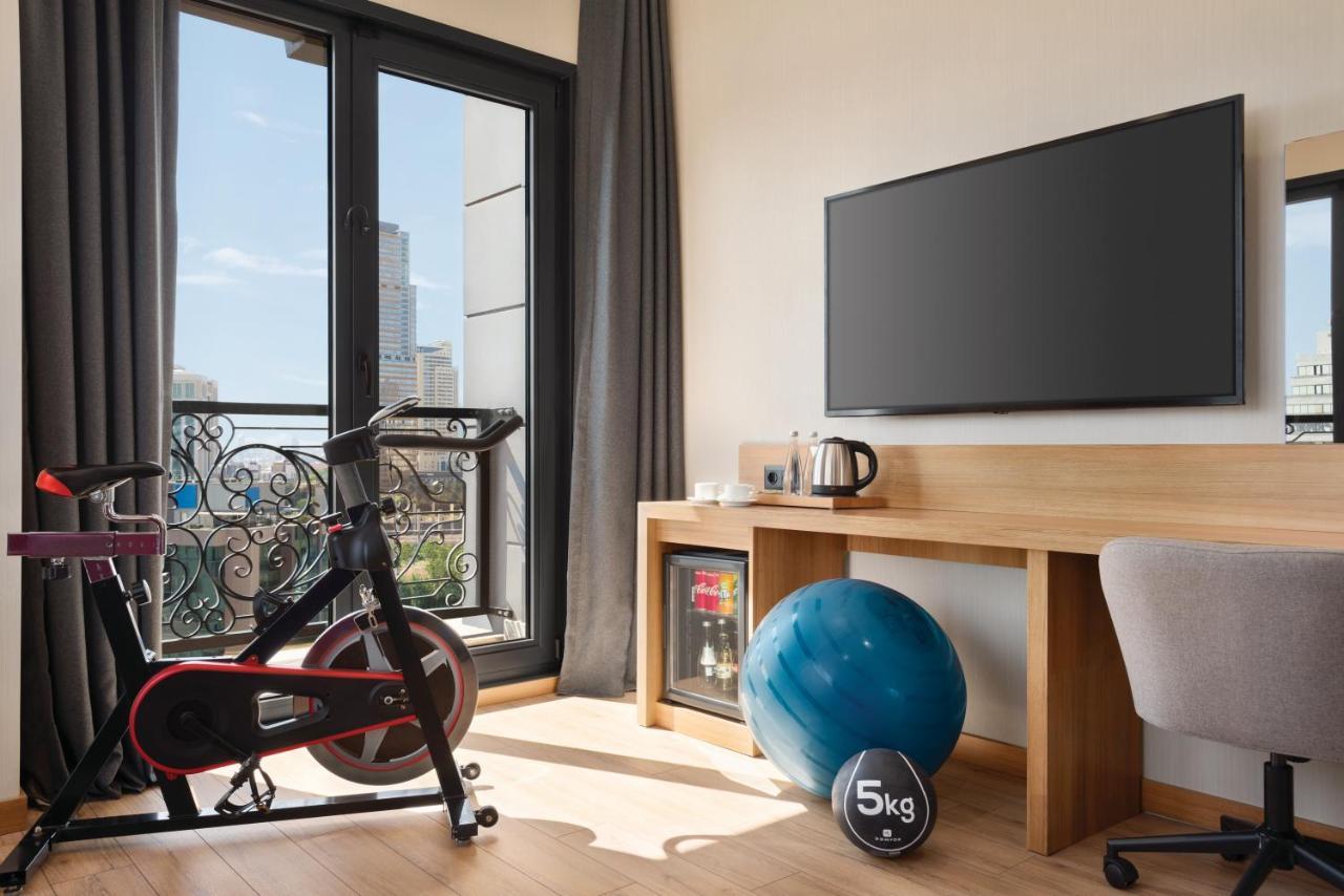 Tryp By Wyndham Istanbul Atasehir Hotell Exteriör bild