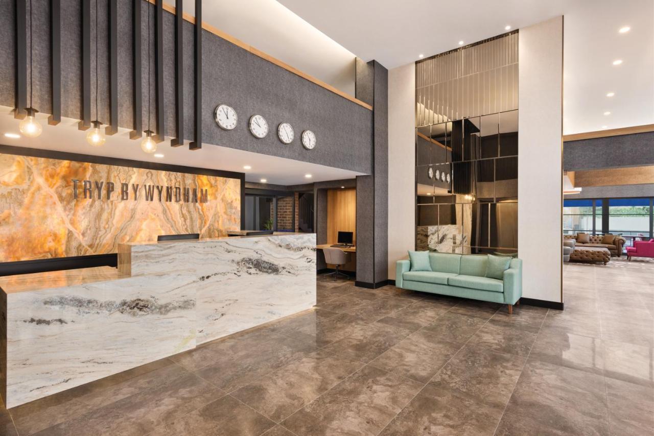 Tryp By Wyndham Istanbul Atasehir Hotell Exteriör bild