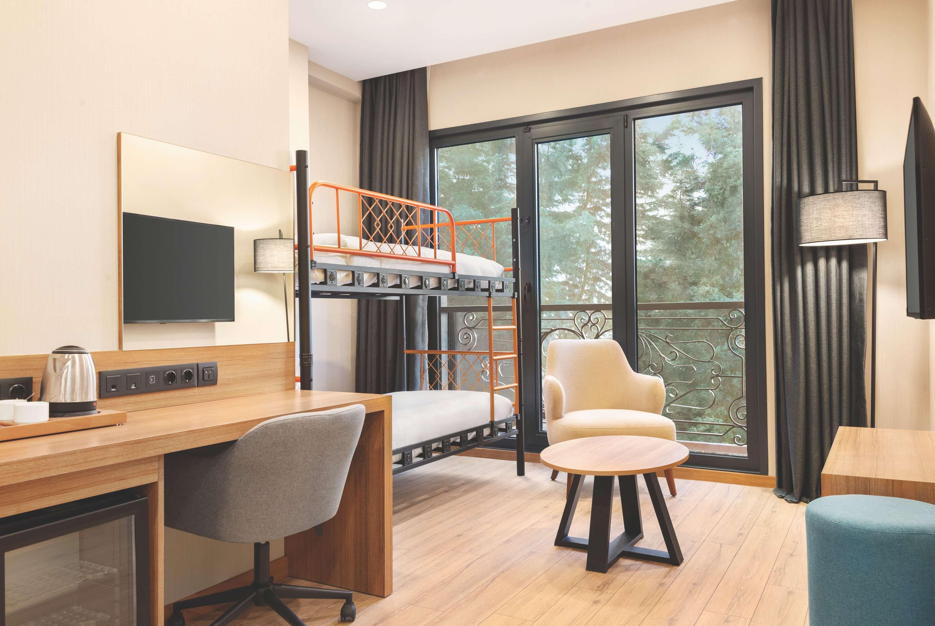 Tryp By Wyndham Istanbul Atasehir Hotell Exteriör bild
