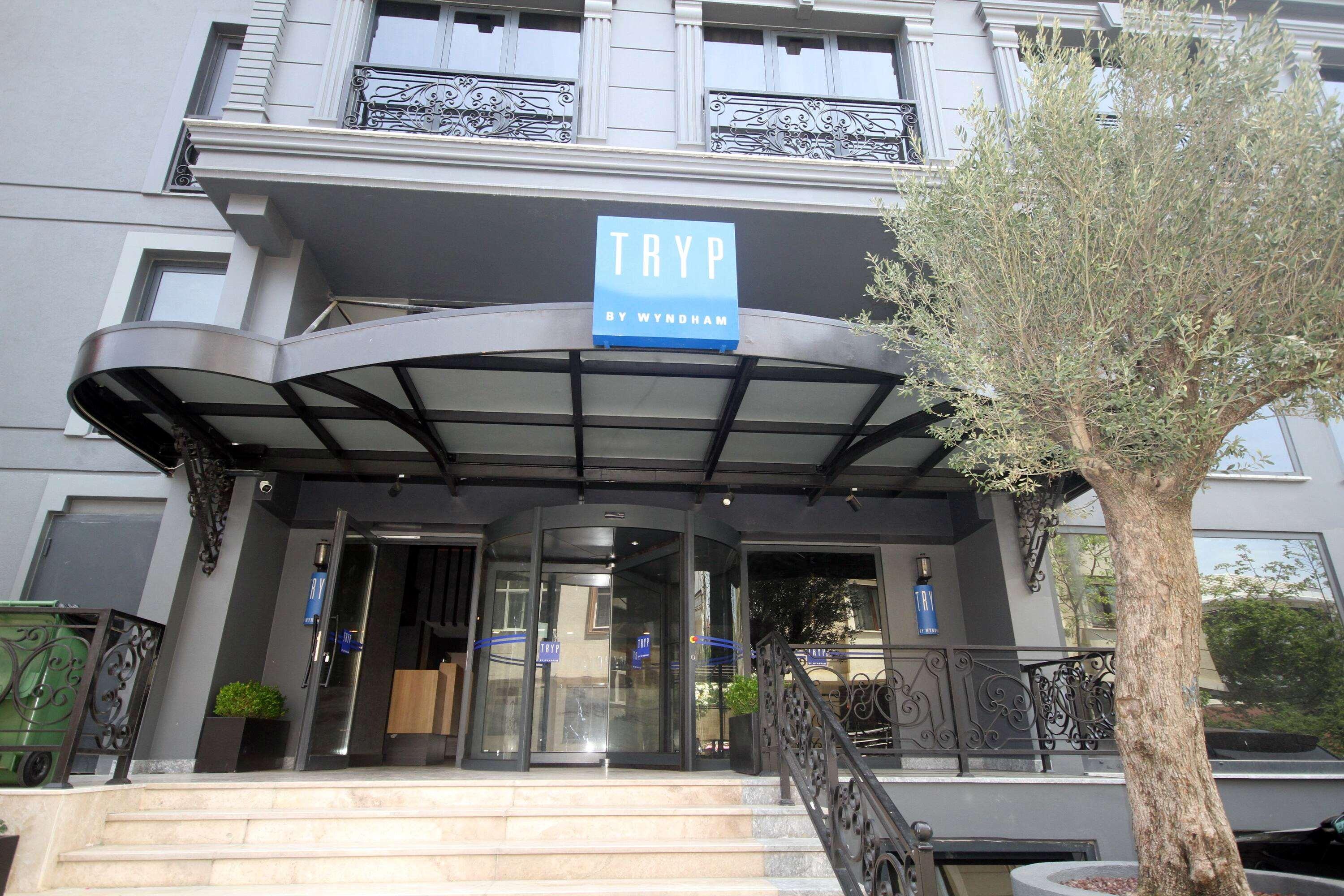 Tryp By Wyndham Istanbul Atasehir Hotell Exteriör bild