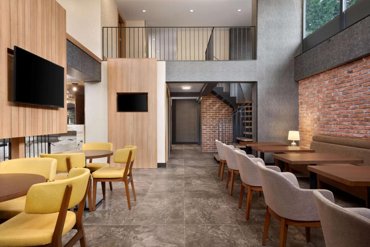 Tryp By Wyndham Istanbul Atasehir Hotell Exteriör bild